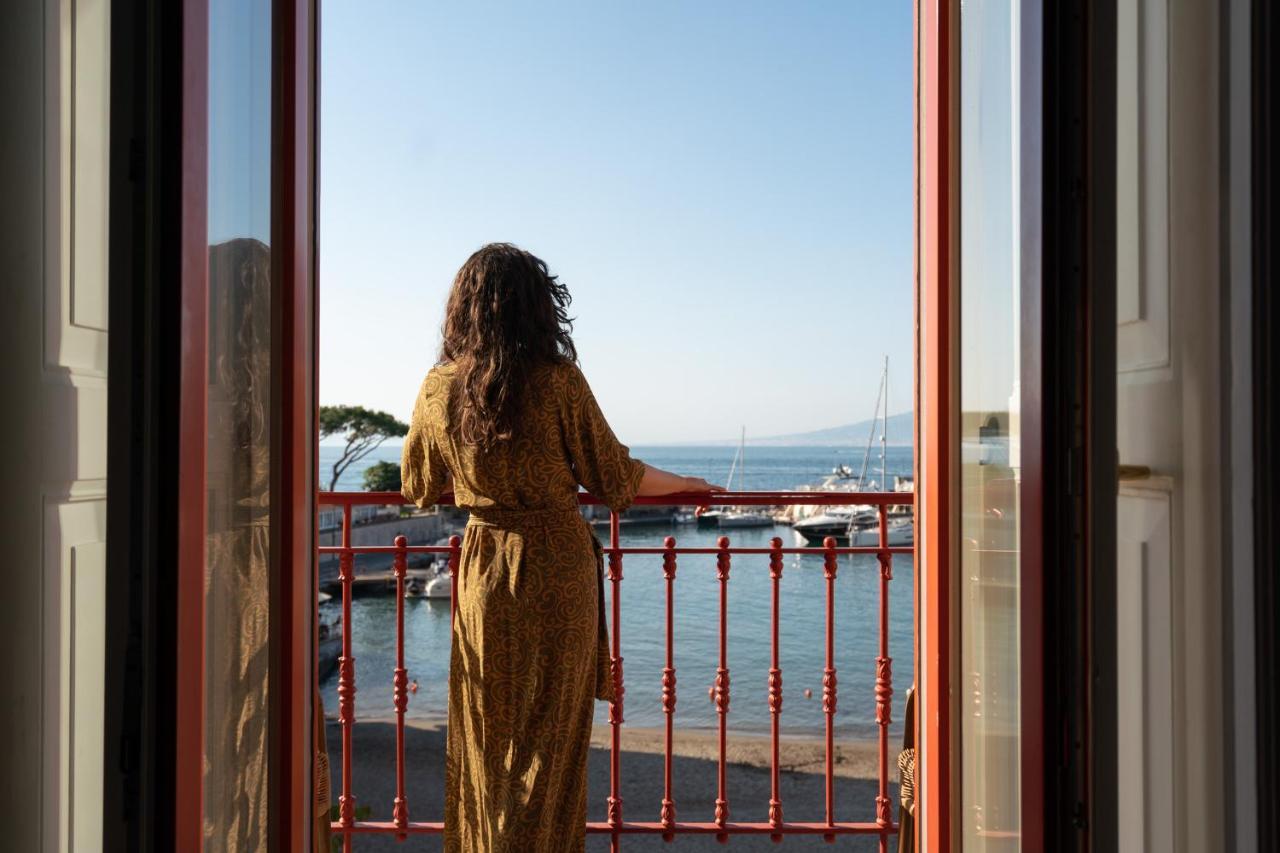 Marina Piccola 73 Bed & Breakfast Sorrento Bagian luar foto